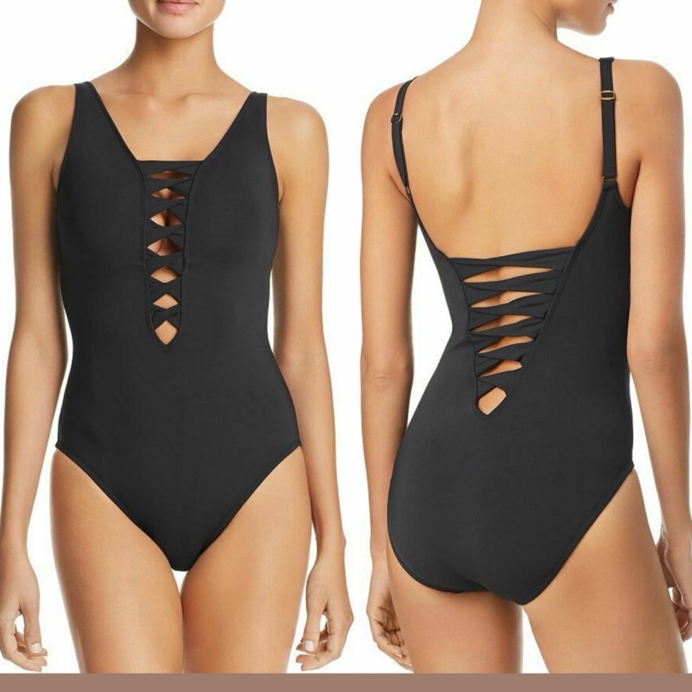 Elegant Black One-Piece Swimsuit with Crisscross Detail